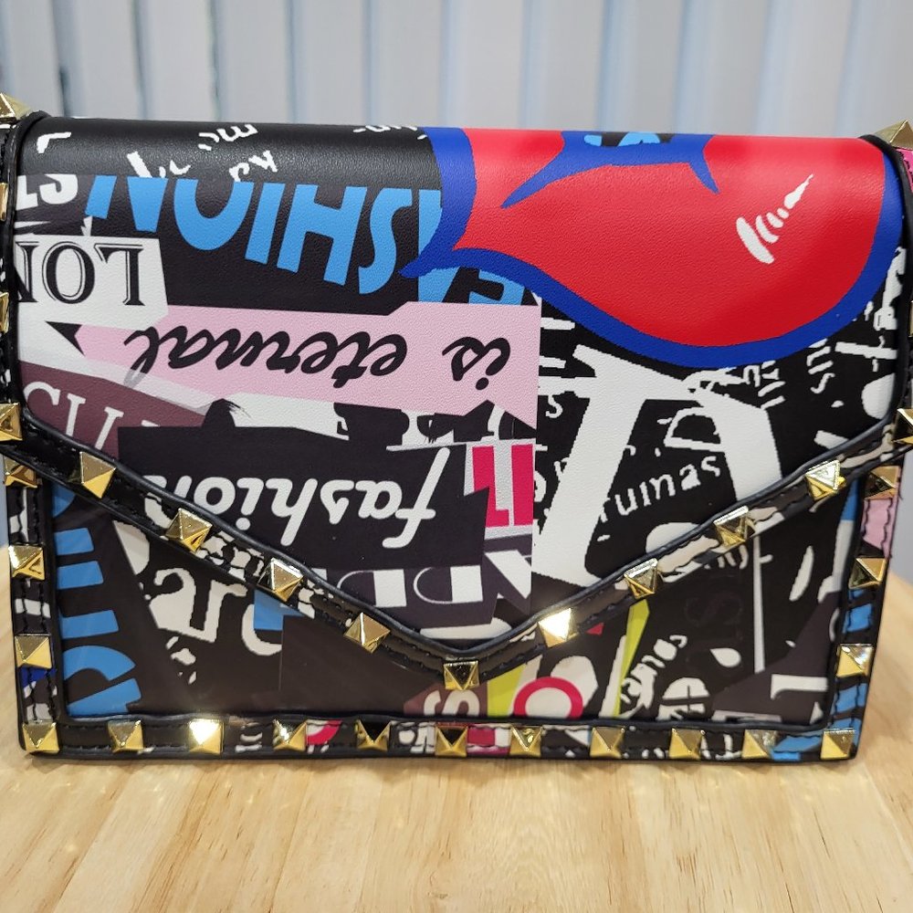 Black Graffiti Purse